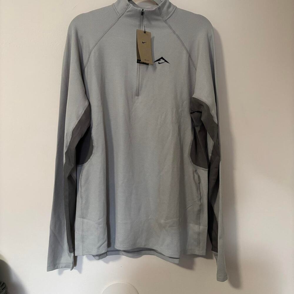 Nike trail long sleeve grey
